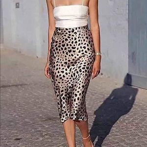 Leopard Print Midi Skirt